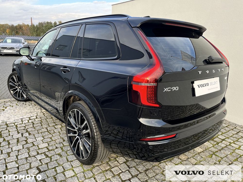 Volvo XC 90 - 8