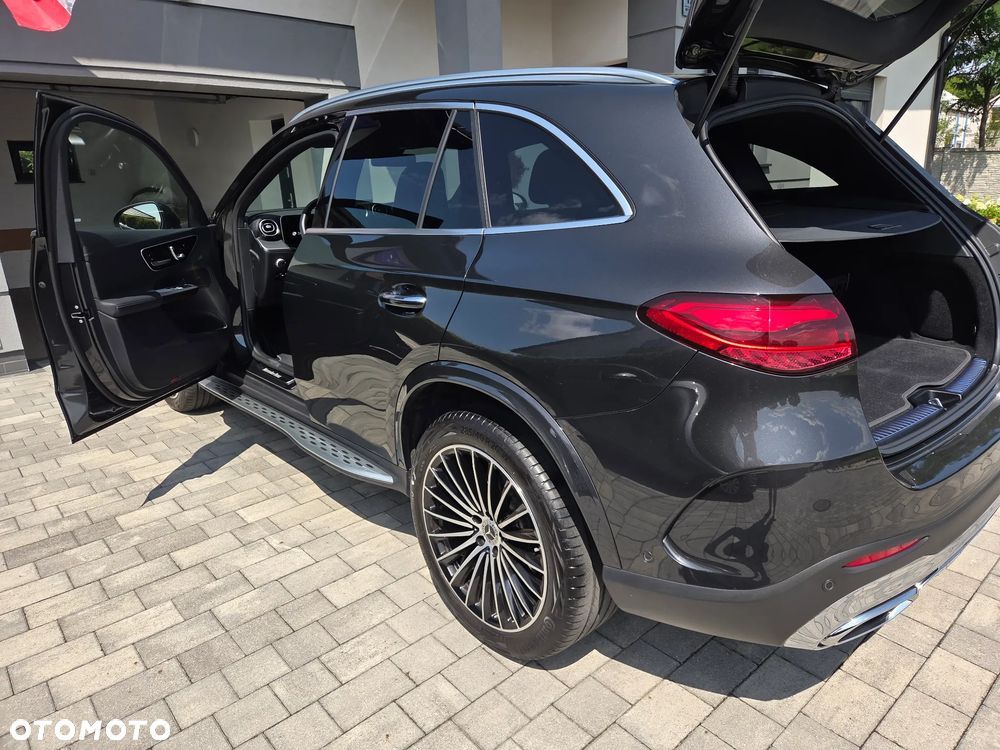 Mercedes-Benz GLC 200 mHEV 4-Matic AMG Line - 3