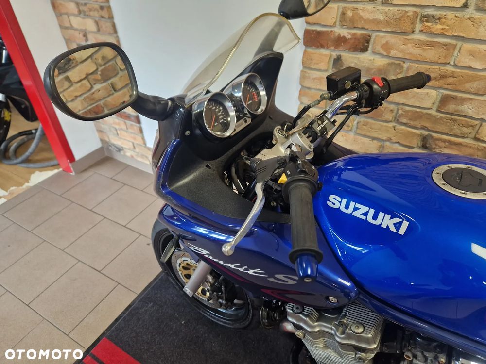 Suzuki Bandit - 12