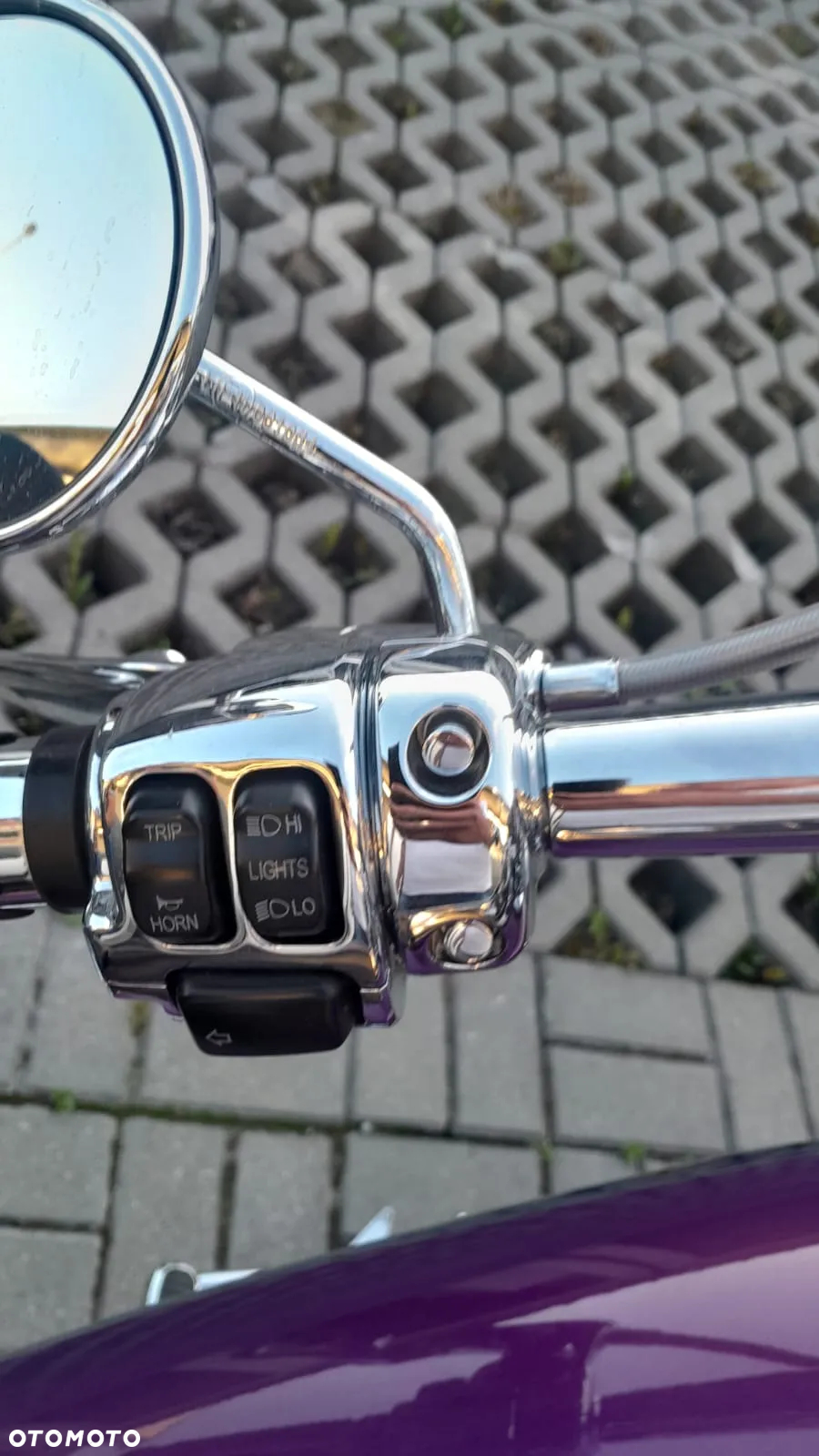 Harley-Davidson Softail Deluxe - 37