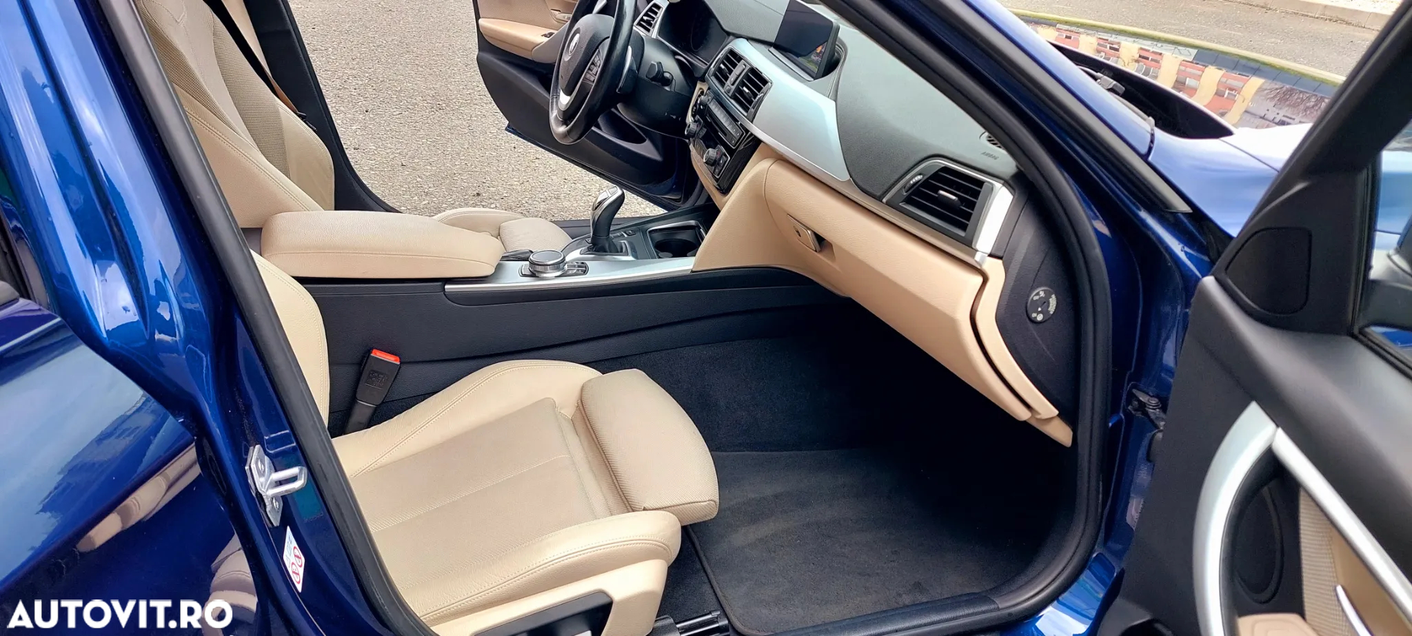 BMW Seria 3 320d Touring xDrive Aut. Sport Line - 13