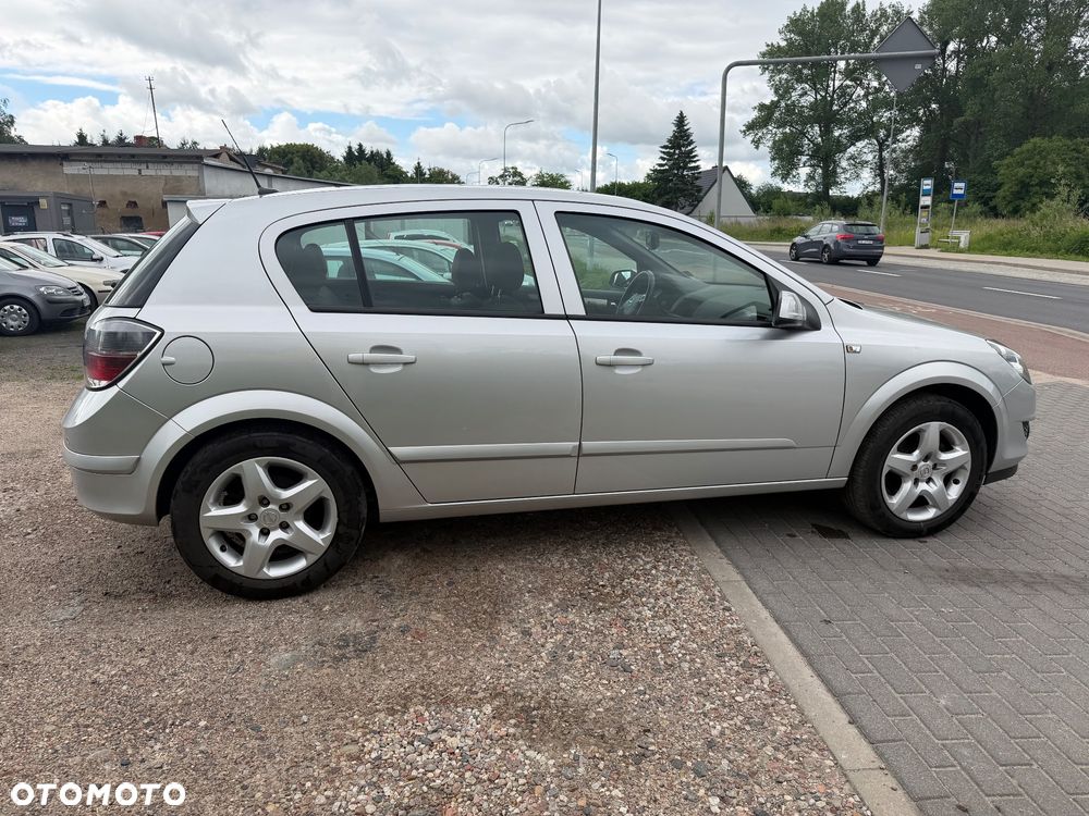 Opel Astra - 8