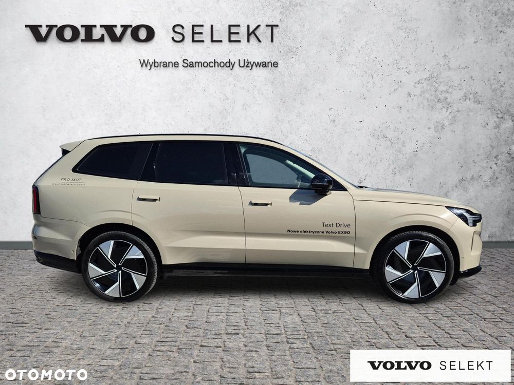 Volvo EX90 - 7