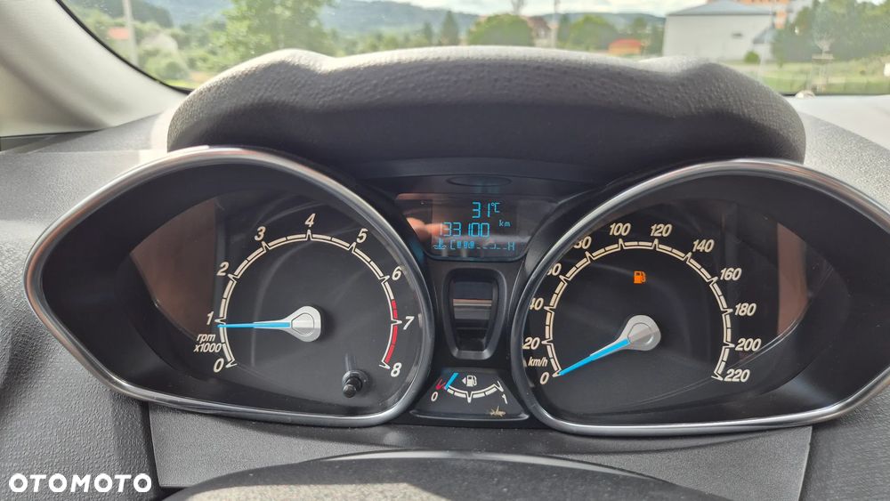 Ford Fiesta 1.0 EcoBoost STart-Stop Titanium - 24