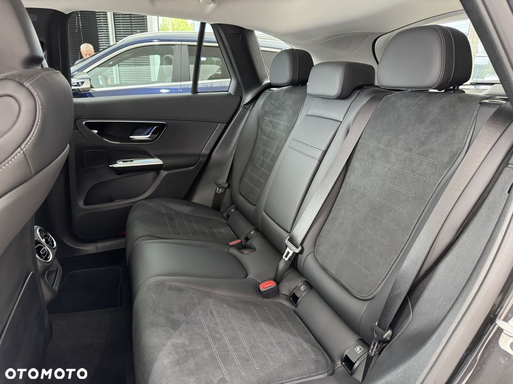 Mercedes-Benz GLC 200 d mHEV 4-Matic AMG Line - 13