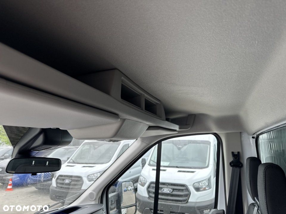 Ford Transit - 23