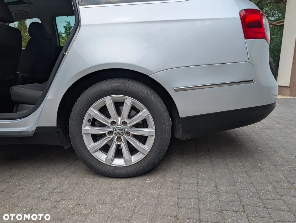 Volkswagen Passat Variant 1.6 TDI BlueMotion - 11