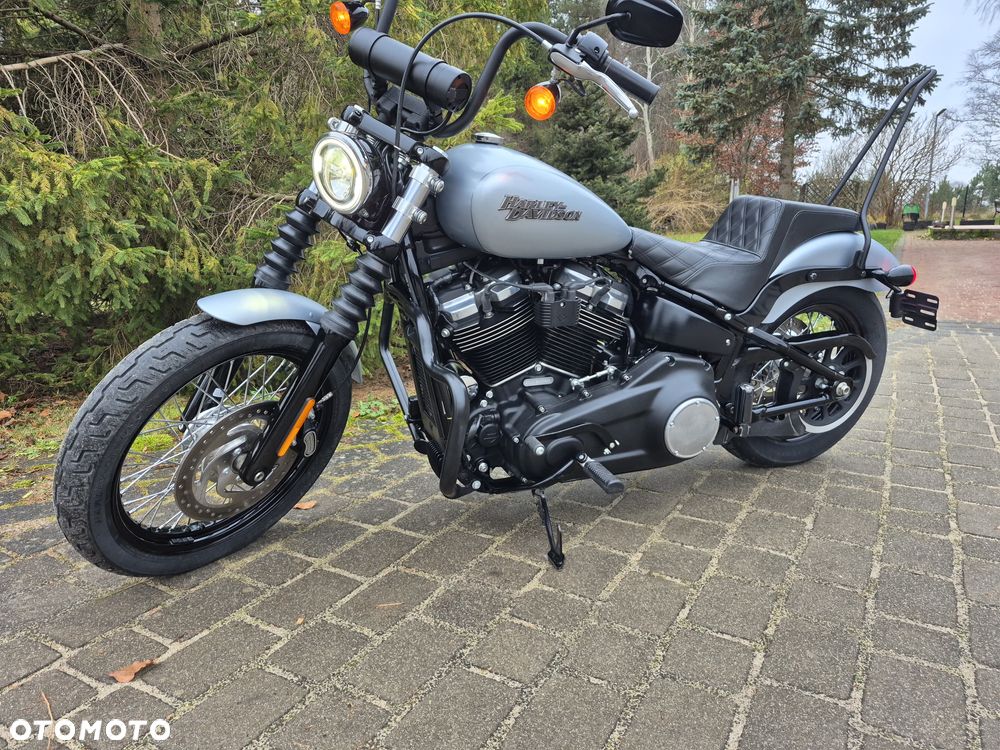 Harley-Davidson Softail Street Bob