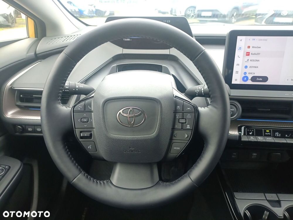 Toyota Prius - 15