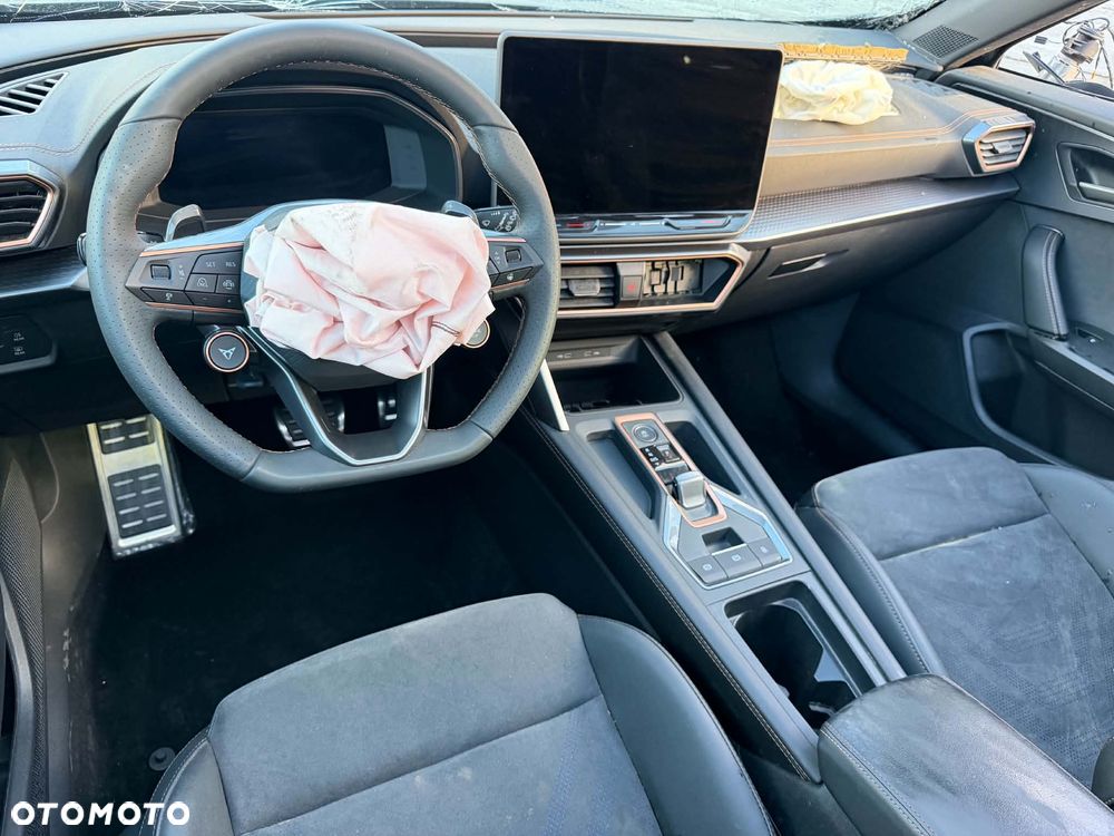 Cupra Formentor 1.5 e-Hybrid DSG VZ - 16