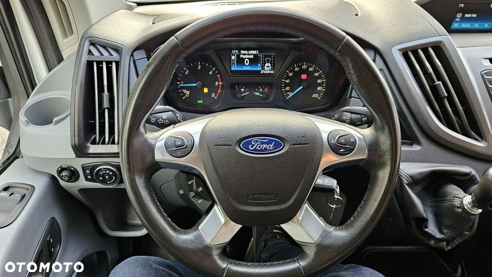 Ford Transit - 18