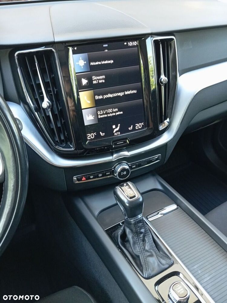 Volvo XC 60 D4 Momentum - 18