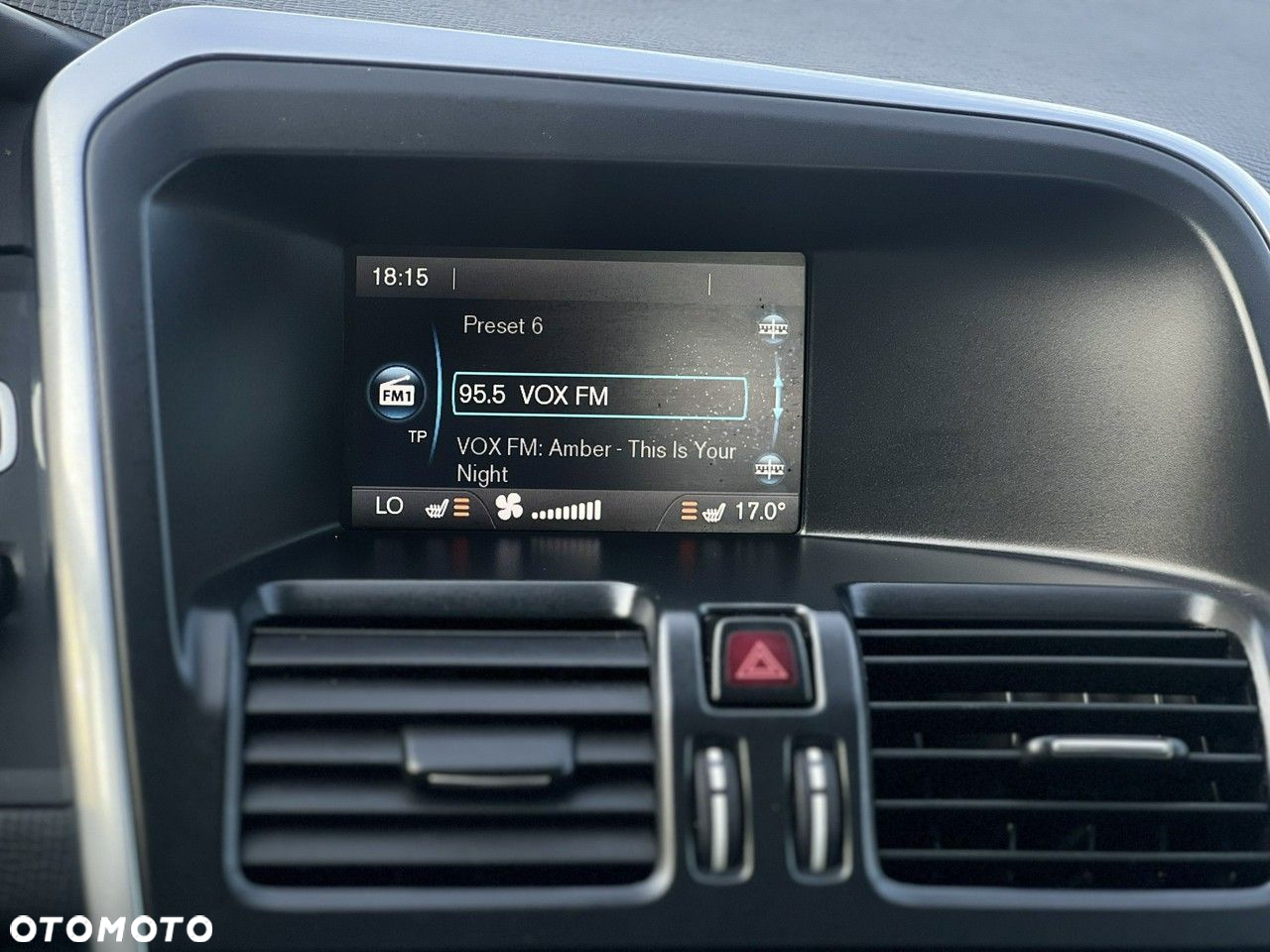 Volvo XC 60 D4 AWD Summum - 26