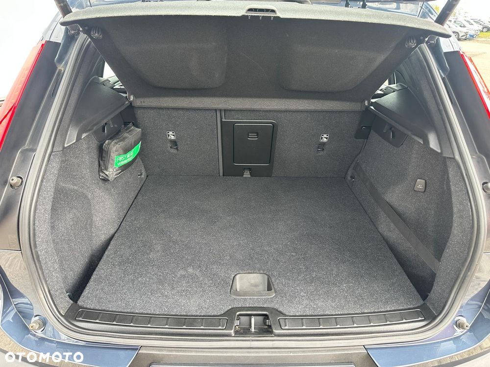 Volvo XC 40 - 13