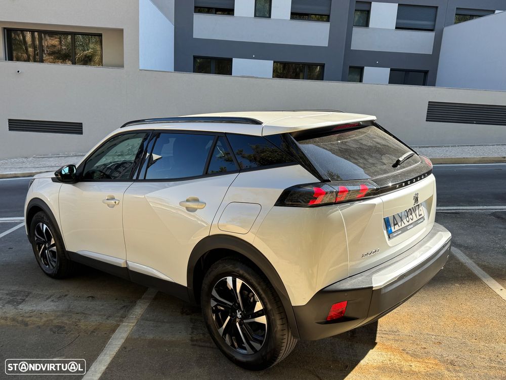 Peugeot 2008 1.2 PureTech Allure Pack - 5