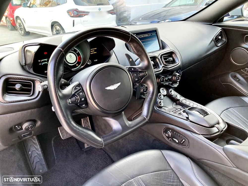 Aston Martin Vantage Coupe Standard - 9