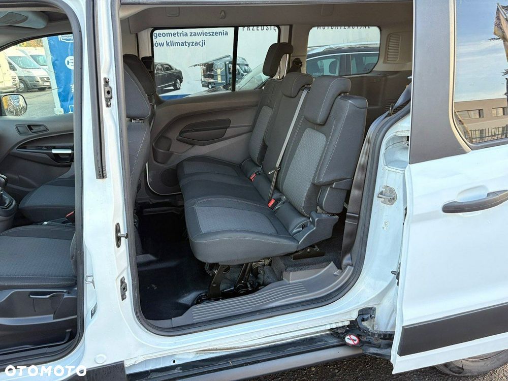Ford Tourneo Connect 1.5 EcoBlue Start-Stop Titanium - 26