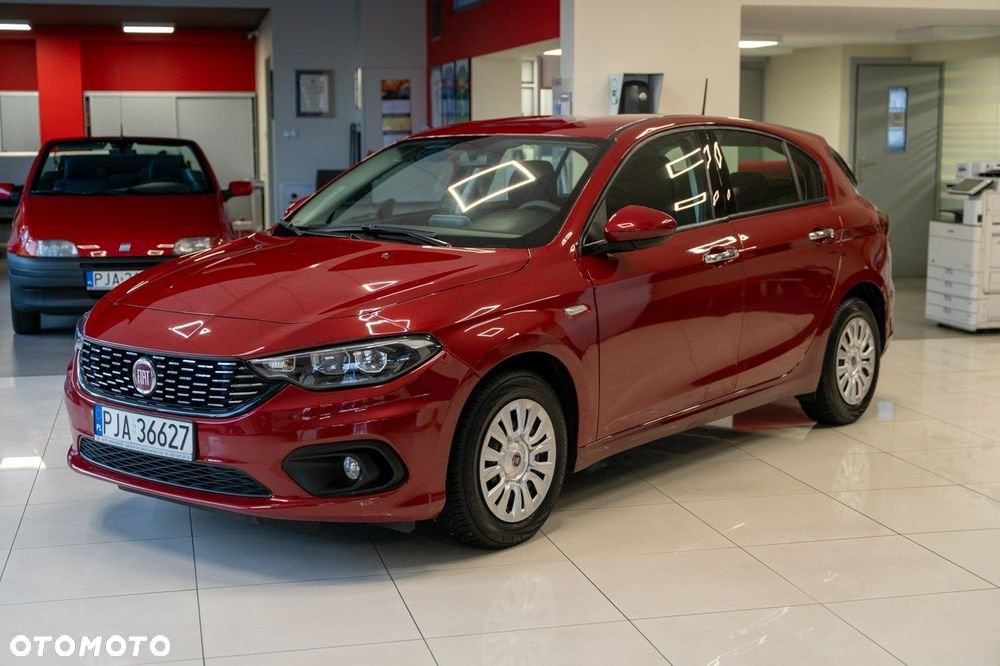 Fiat Tipo 1.4 16v Lounge EU6d - 30