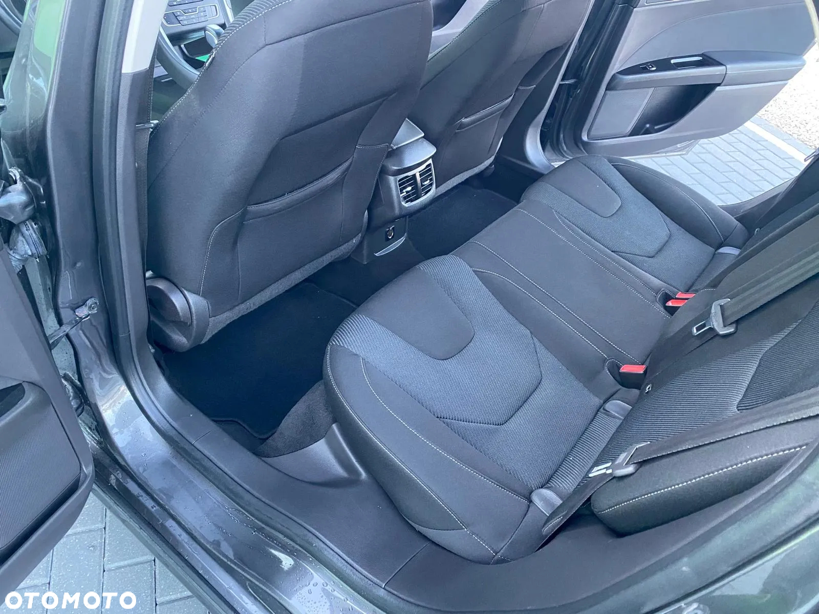 Ford Mondeo 2.0 EcoBlue Titanium - 10