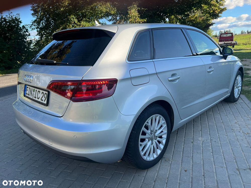 Audi A3 Sportback - 7