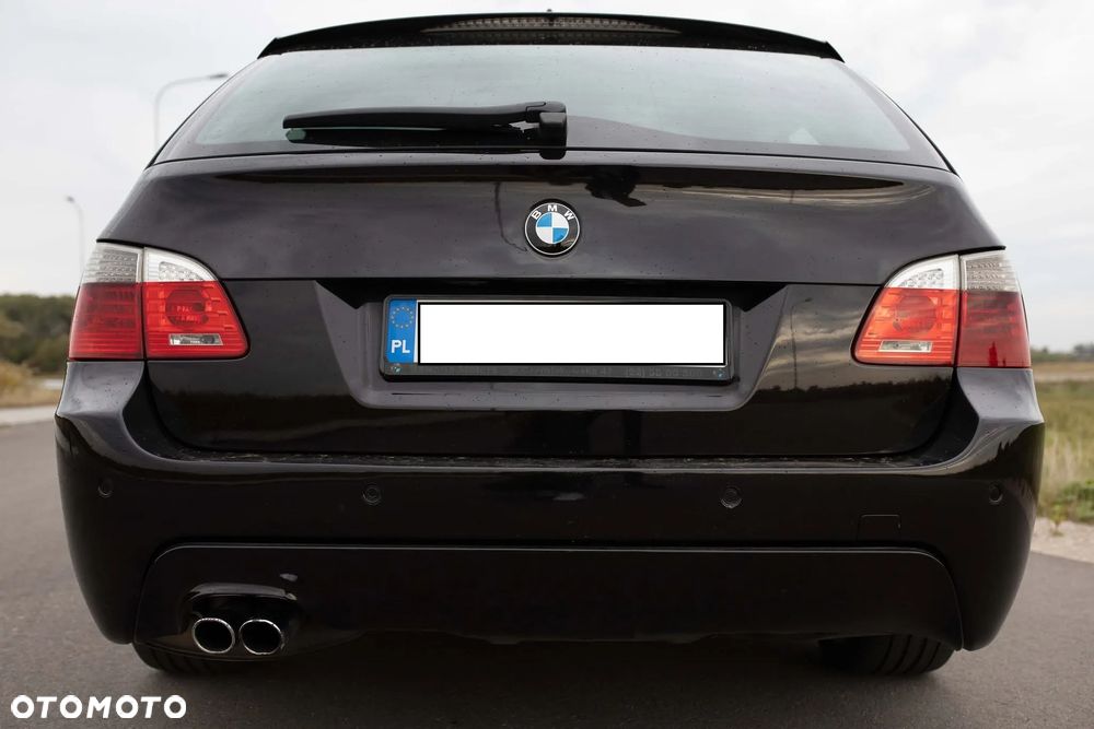 BMW Seria 5 530d Touring - 24