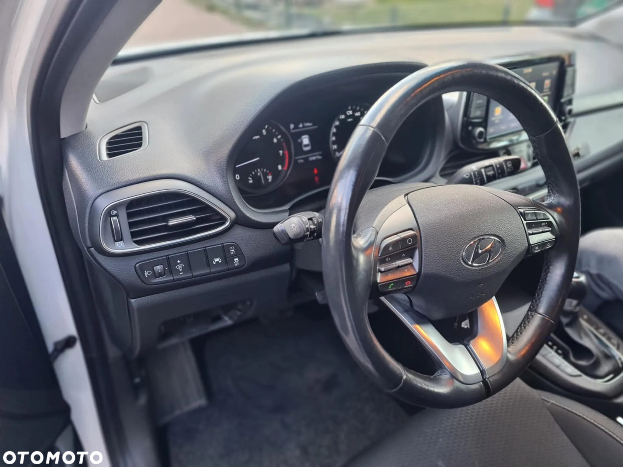 Hyundai i30 1.4 T-GDI Comfort DCT - 13