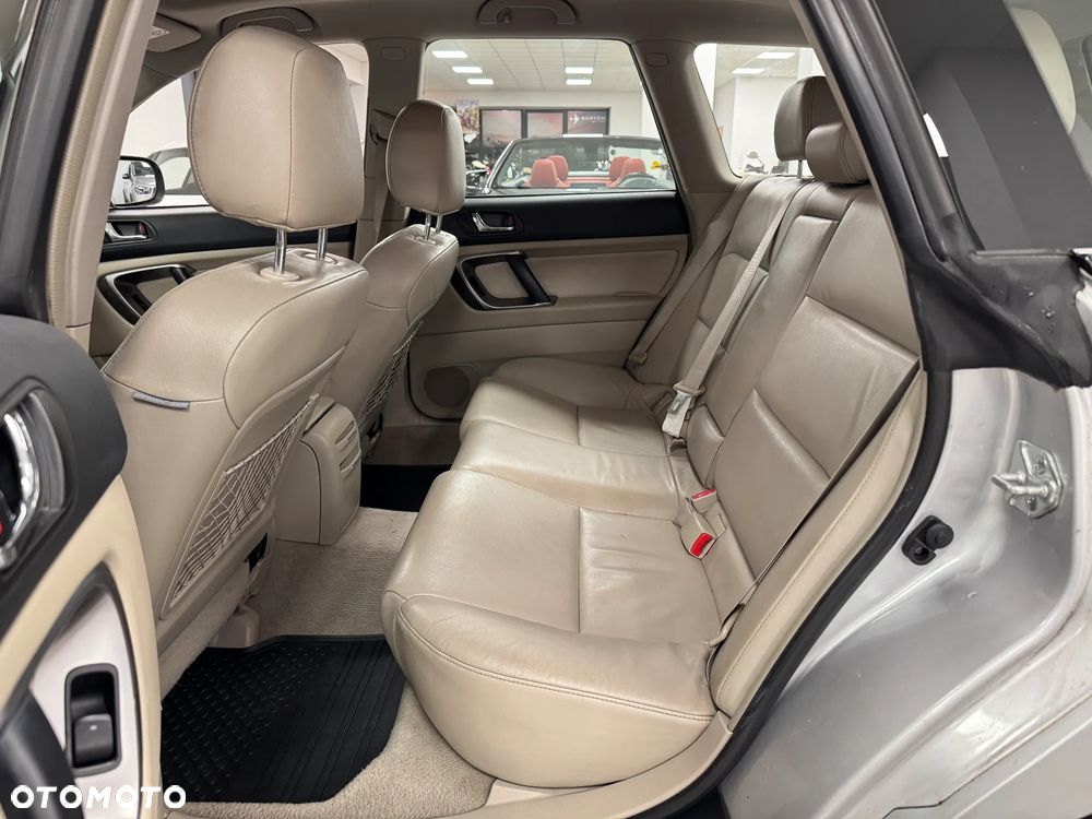 Subaru Outback 3.0R Automatik Exclusive - 8