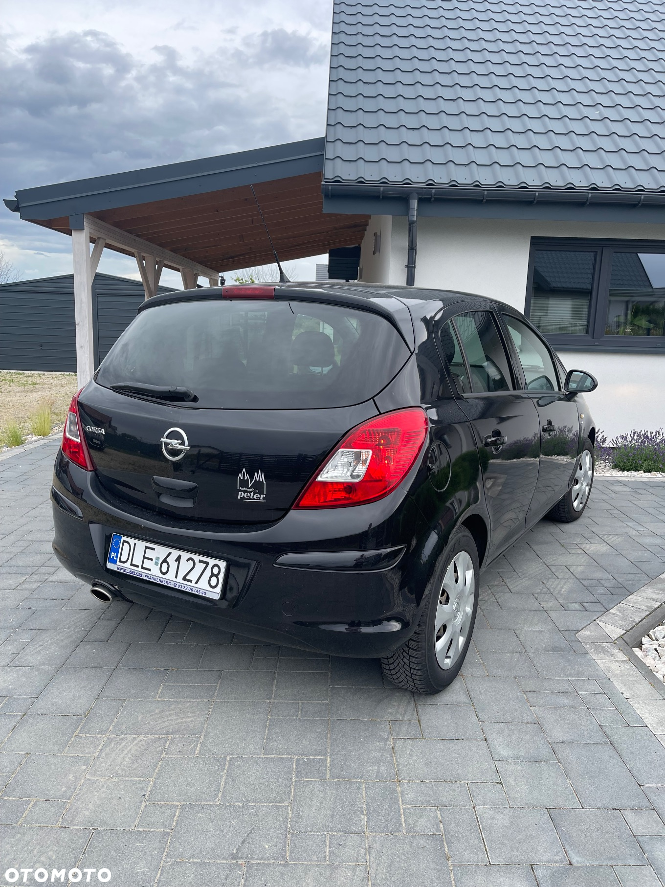 Opel Corsa 1.4 16V Satellite - 8