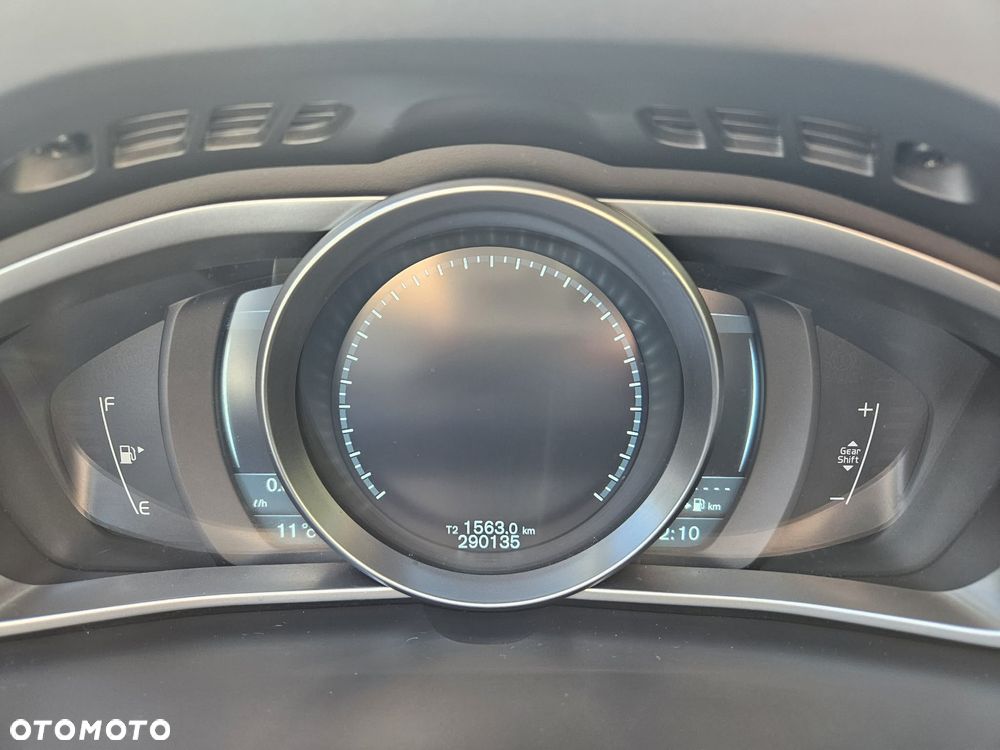 Volvo V40 T3 Momentum - 9
