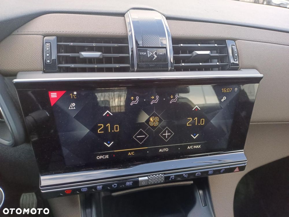 DS Automobiles DS 7 Crossback - 15