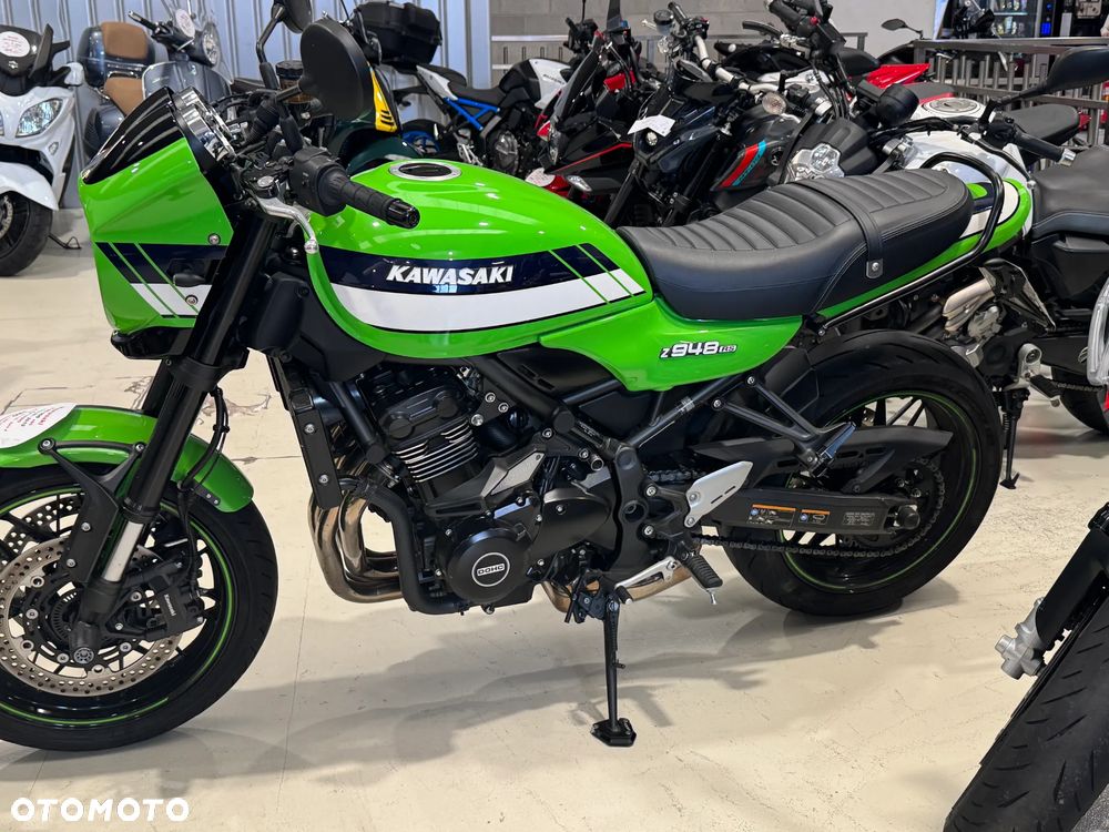 Kawasaki Z 900 RS - 31