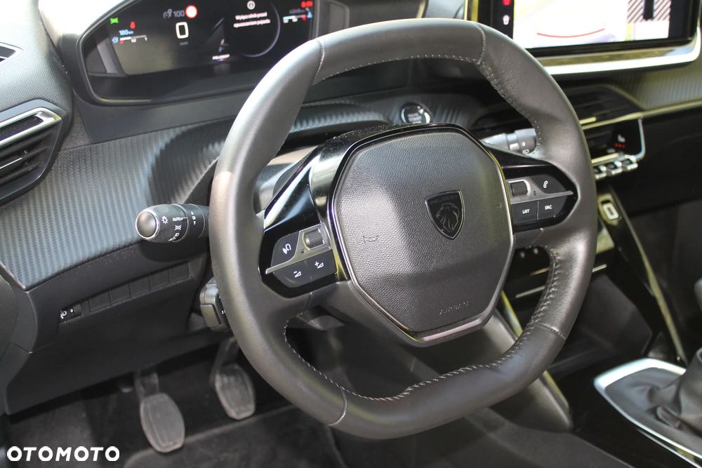 Peugeot 2008 PureTech 100 Stop&Start Allure - 21