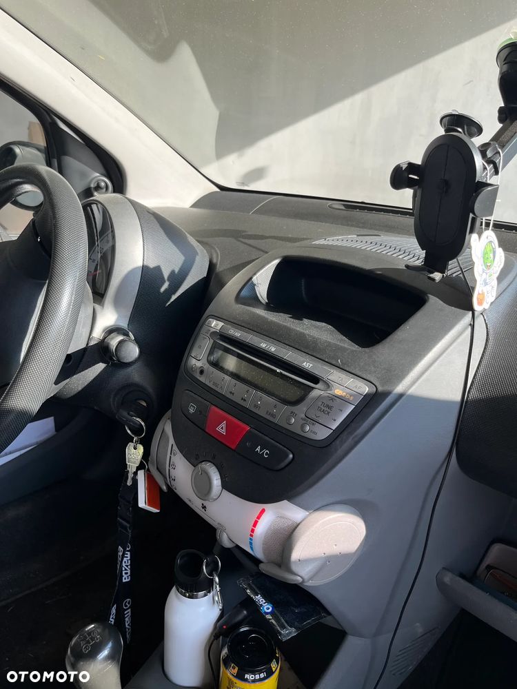 Toyota Aygo - 13
