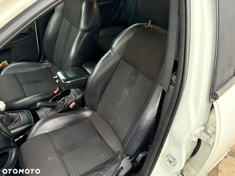 Alfa Romeo Giulietta 2.0 JTDM 16V - 11