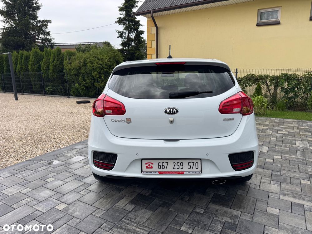 Kia Ceed 1.4 CVVT ISG Dream-Team Edition - 7
