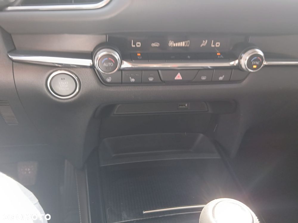 Mazda CX-30 - 24