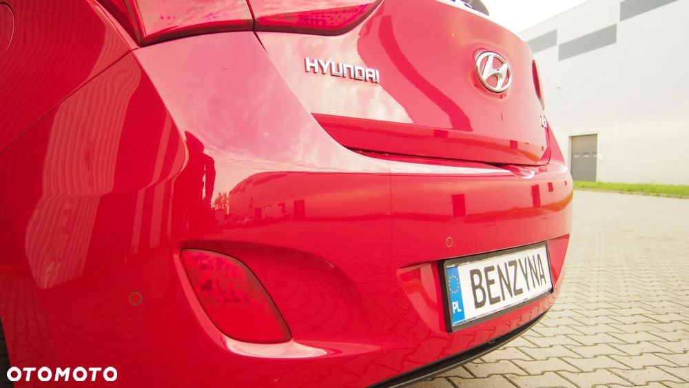 Hyundai i30 1.4 Passion - 21
