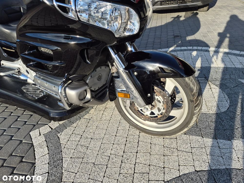 Honda GL - 18