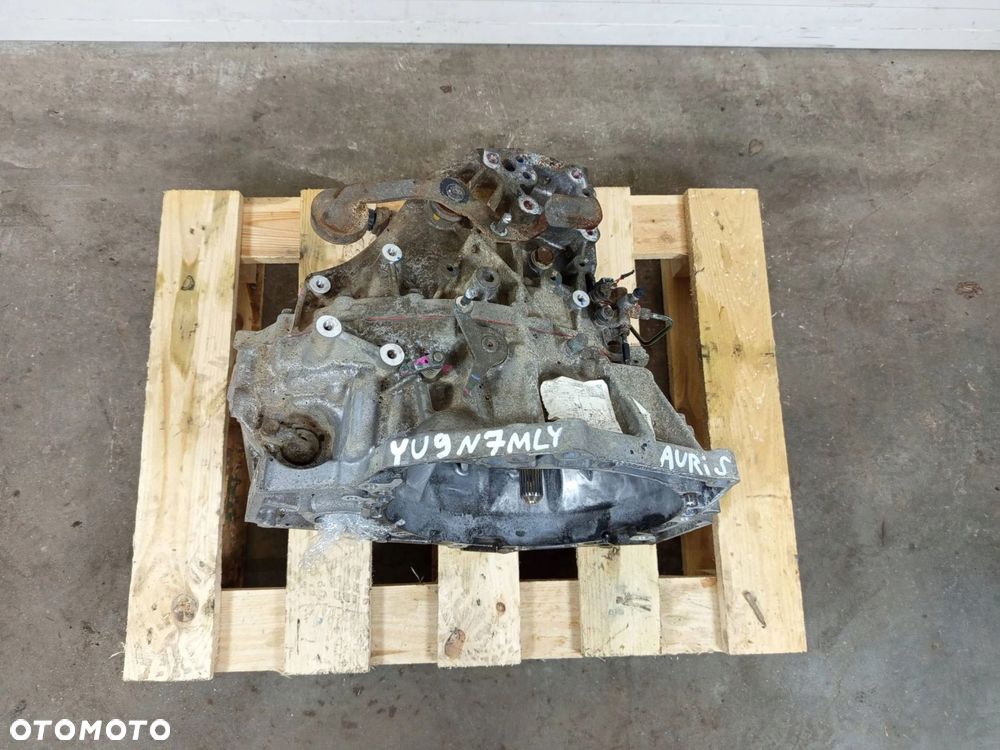 SKRZYNIA BIEGÓW MANUALNA TOYOTA AURIS I E15 II E18 1.33 Dual VVT-I 99KM - 2