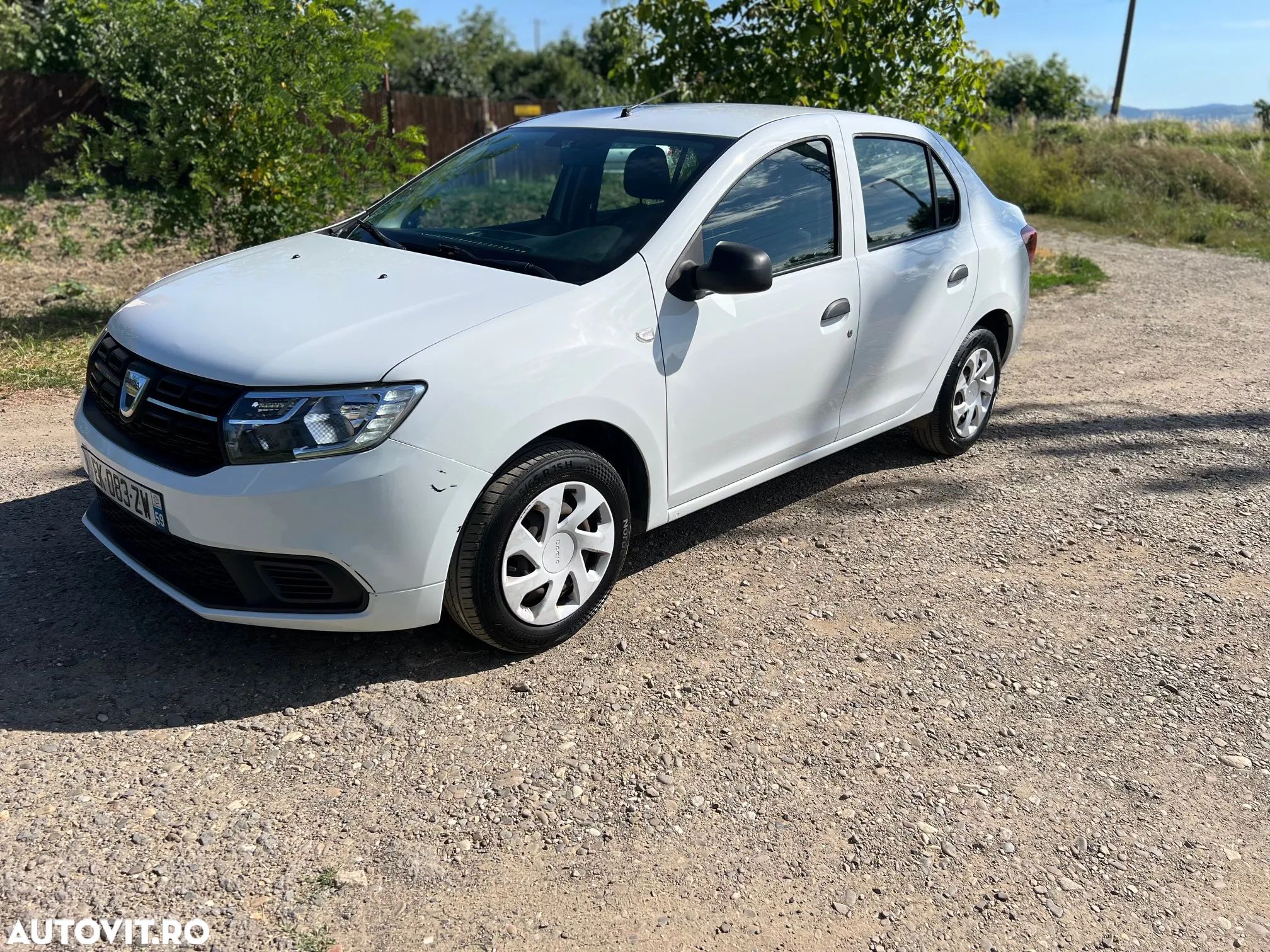 Dacia Logan - 1
