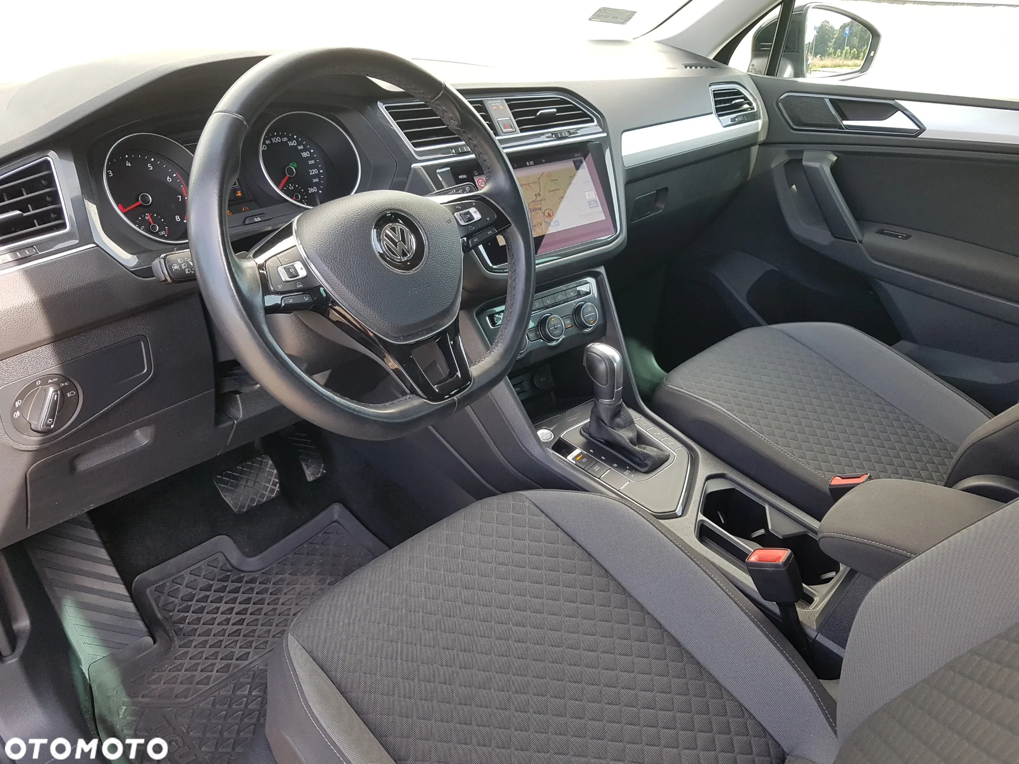 Volkswagen Tiguan 1.4 TSI BMT ACT Comfortline DSG - 23