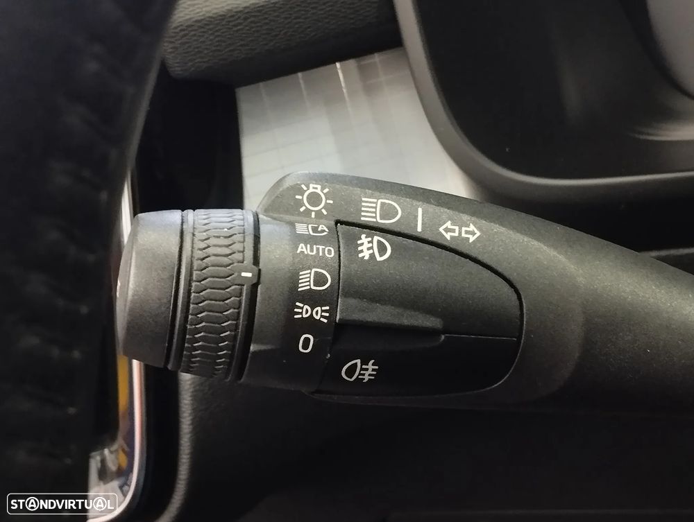 Volvo XC 40 1.5 T5 PHEV Inscription — fotografia 22