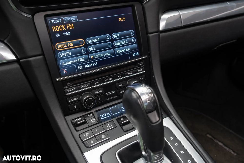 Porsche 911 Carrera 4S PDK - 28