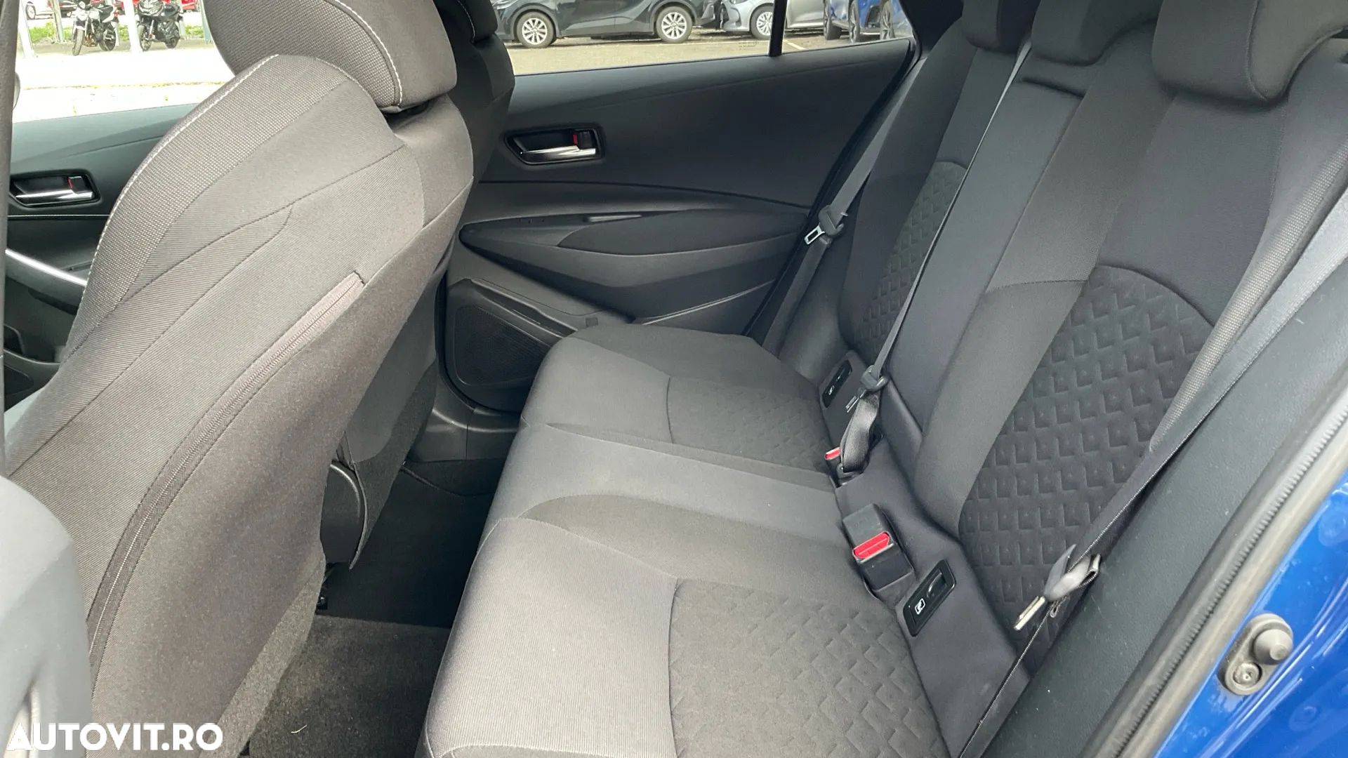 Toyota Corolla 1.8 HSD TS Dynamic - 13