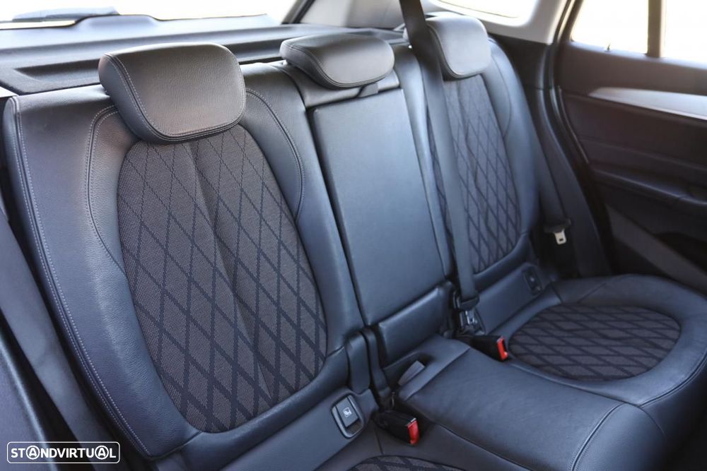 BMW X1 16 d sDrive Line Sport - 18