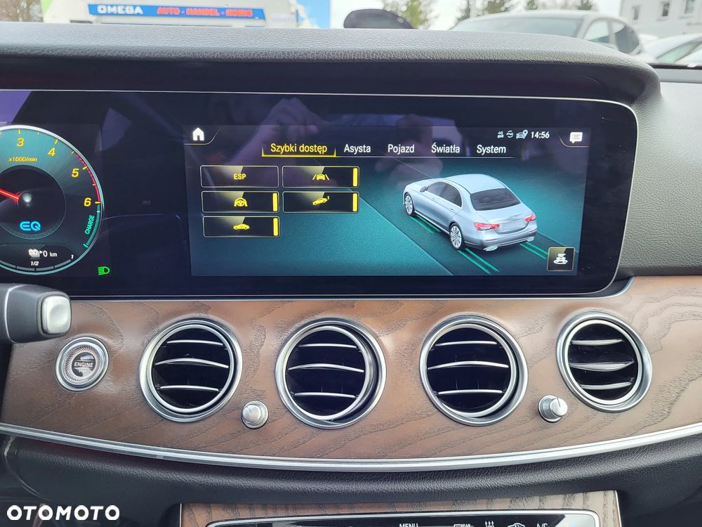 Mercedes-Benz Klasa E - 18