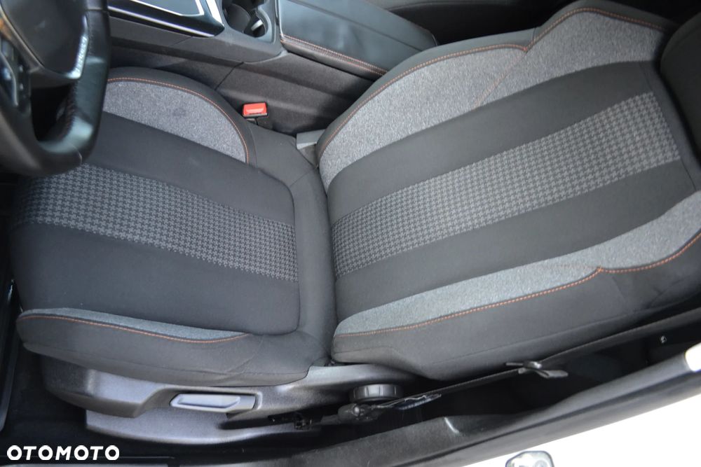 Peugeot 3008 - 21