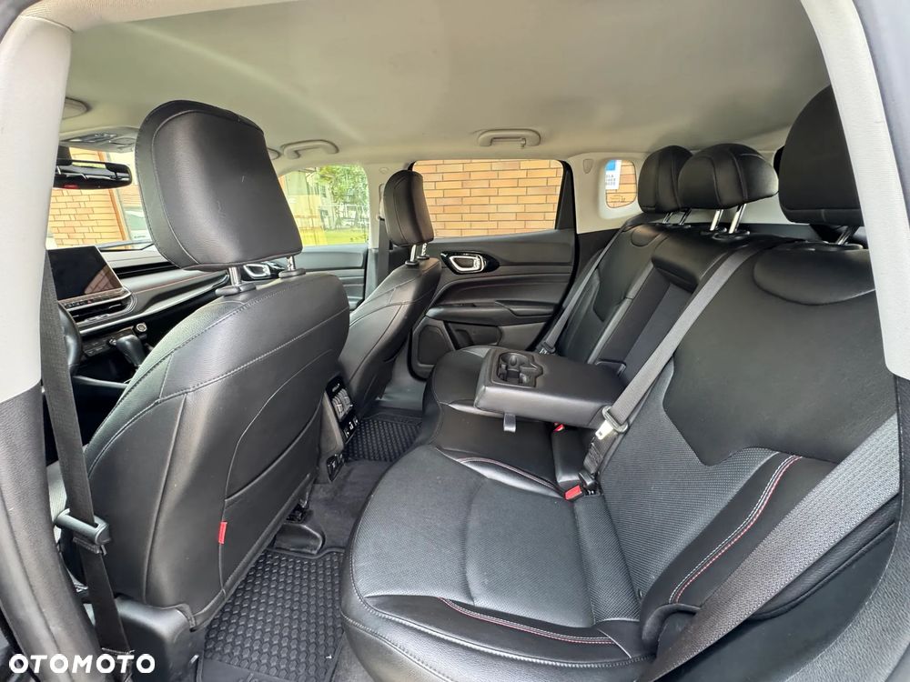 Jeep Compass - 21