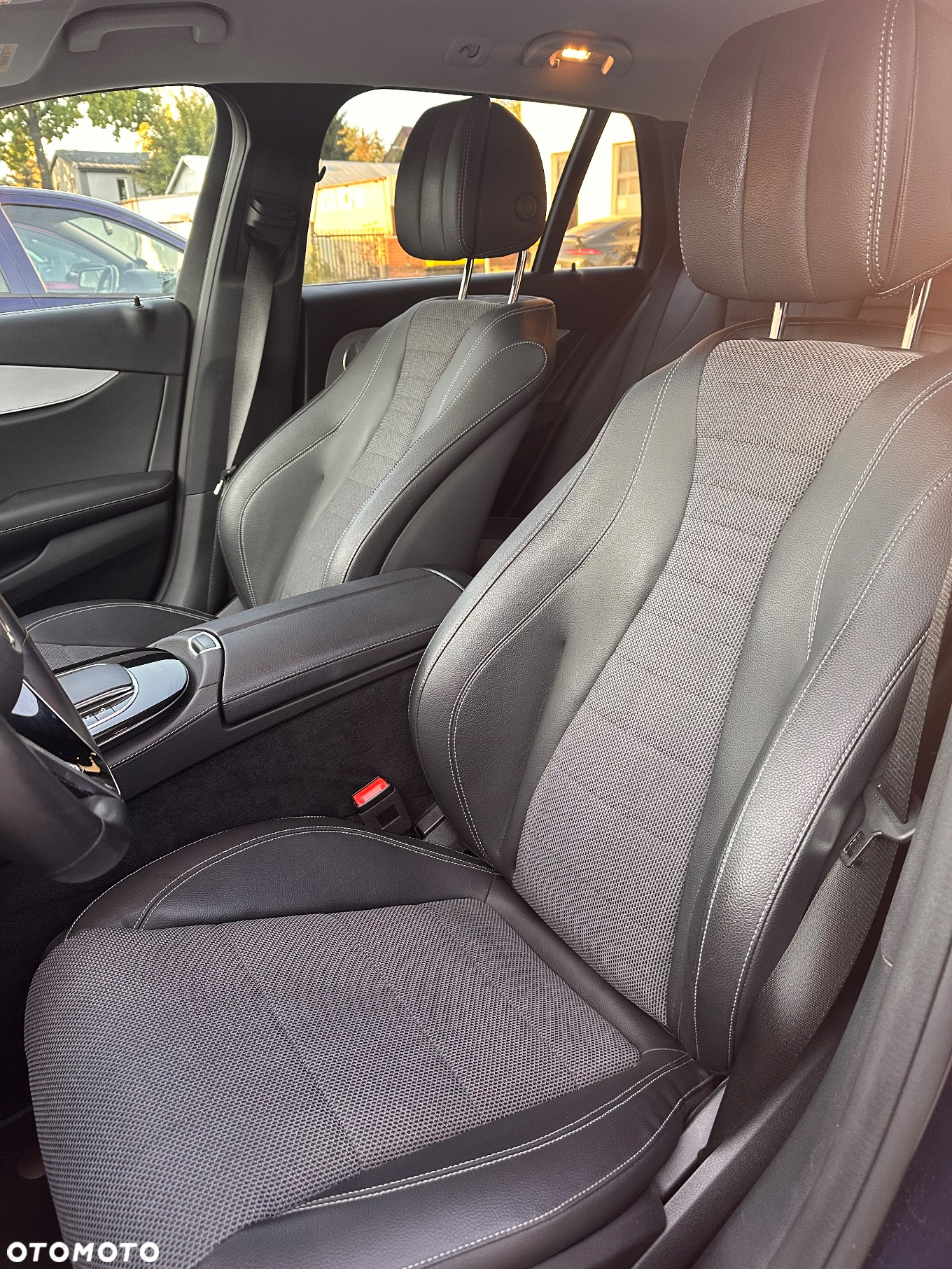 Mercedes-Benz Klasa E 300 de T 9G-TRONIC Avantgarde - 15
