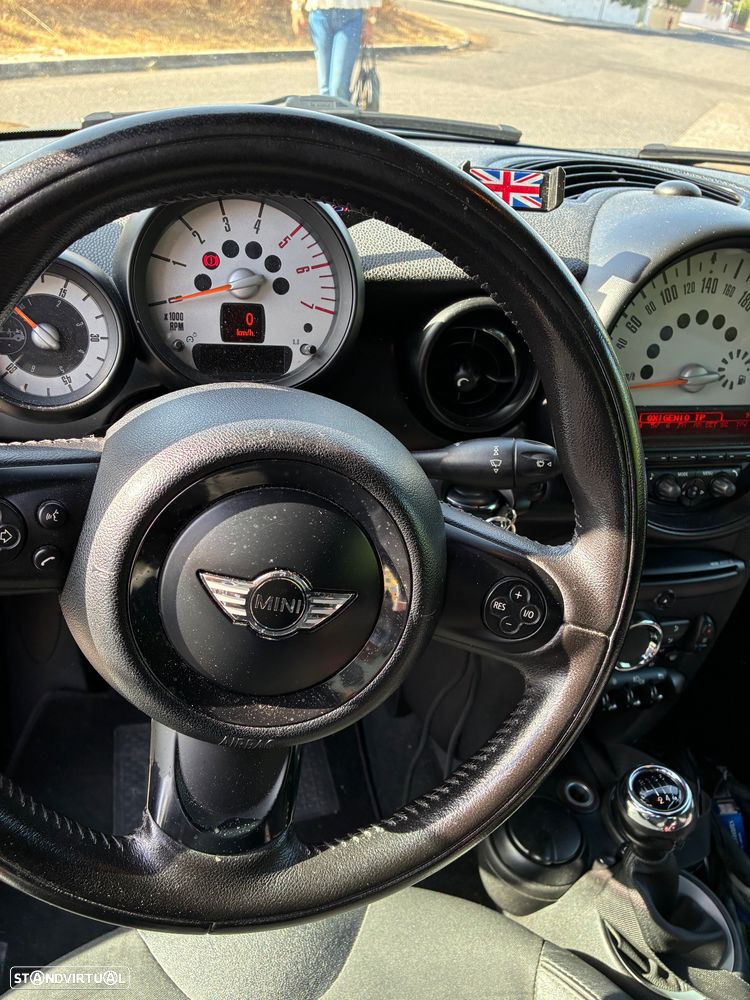 MINI Cabrio Cooper D - 16
